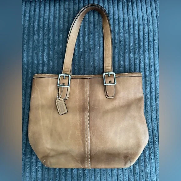 Coach Tan Leather Shoulder Bag - Picture 3 of 5